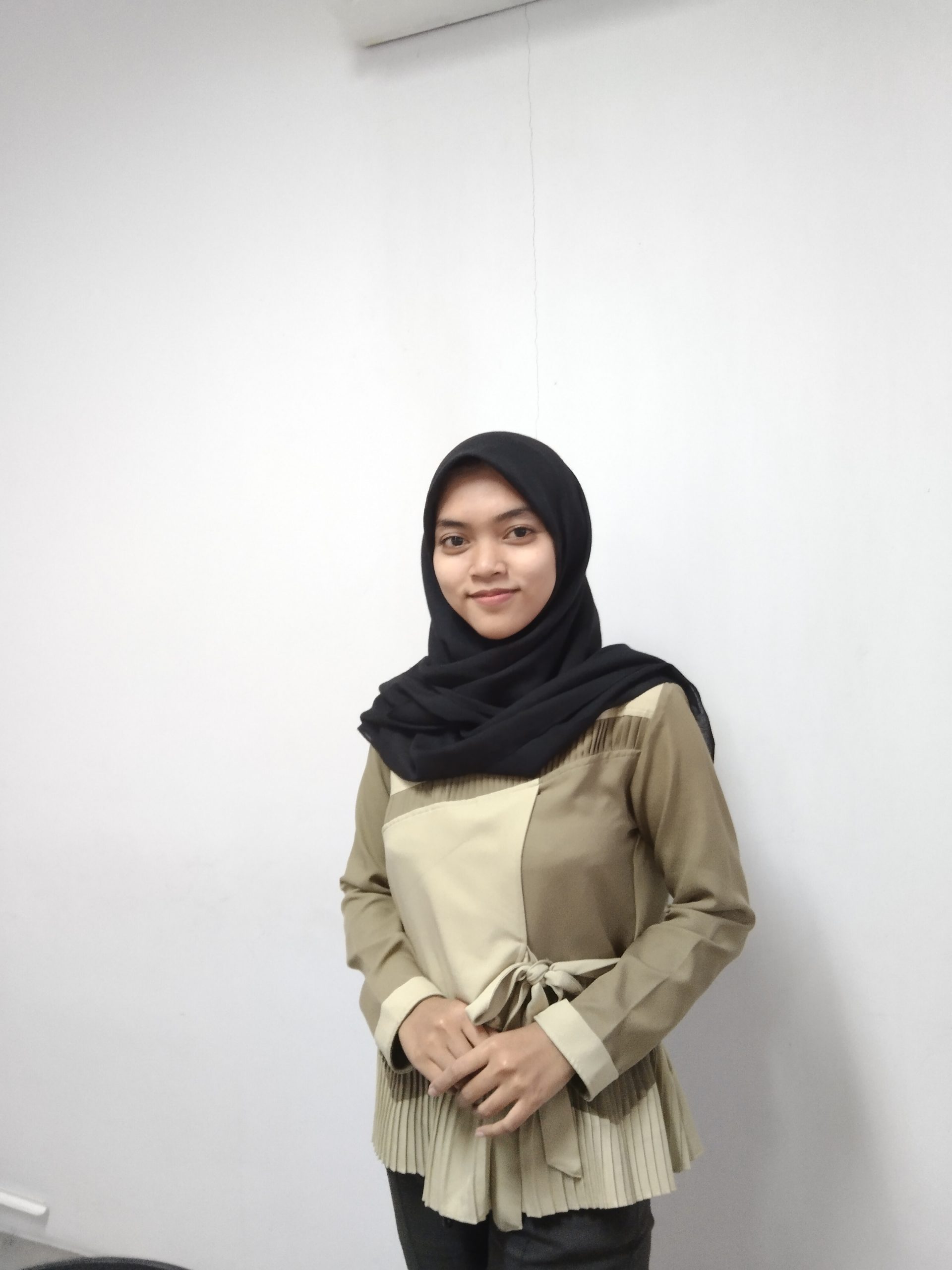 Cerita Kakak – Adik yang Meraih Sukses Bersama Magistra Utama