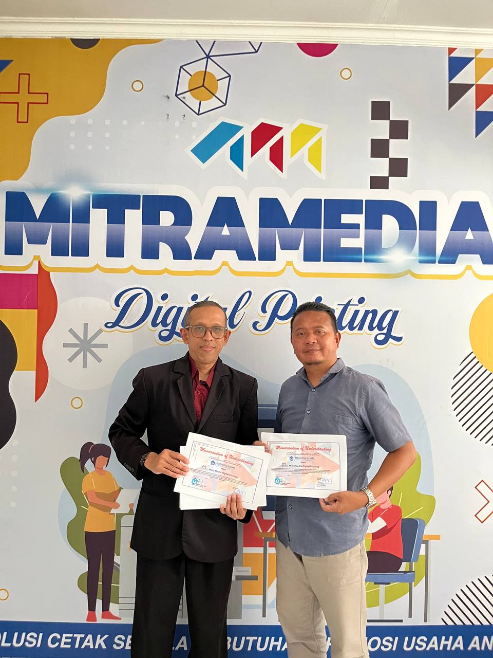 Tips berwirausaha dari alumni Magistra Utama yang sukses membuka usaha digital printing